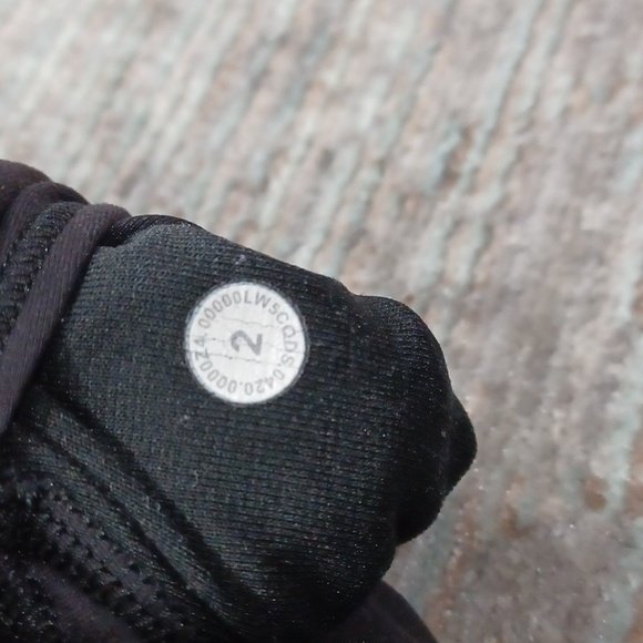 Lululemon Wunder Under Train Tight - Picture 6 of 6